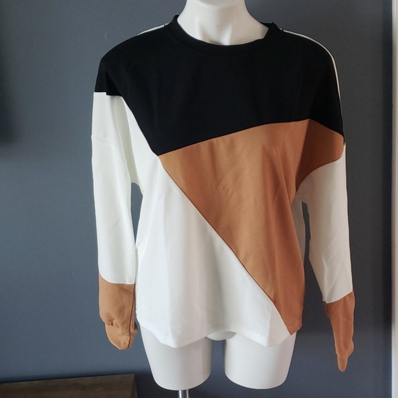 Dropped Shoulder Colorblock Top - Picture 4 of 8